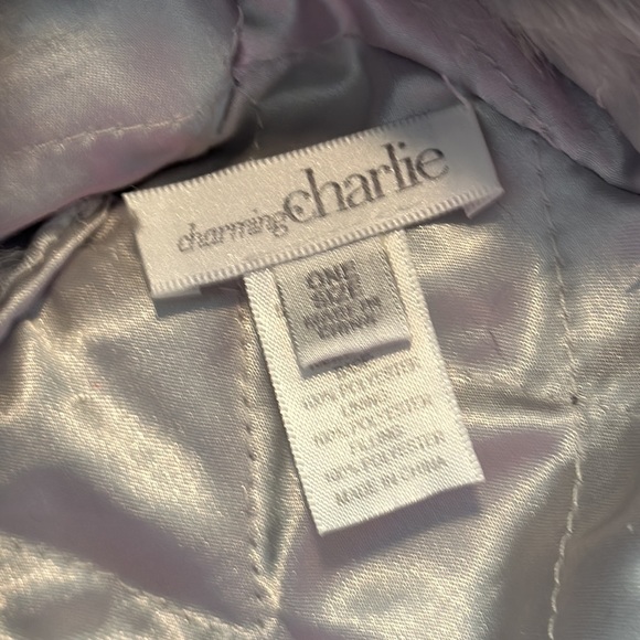 Charming Charlie Gray Faux Fur Hat - Picture 4 of 4